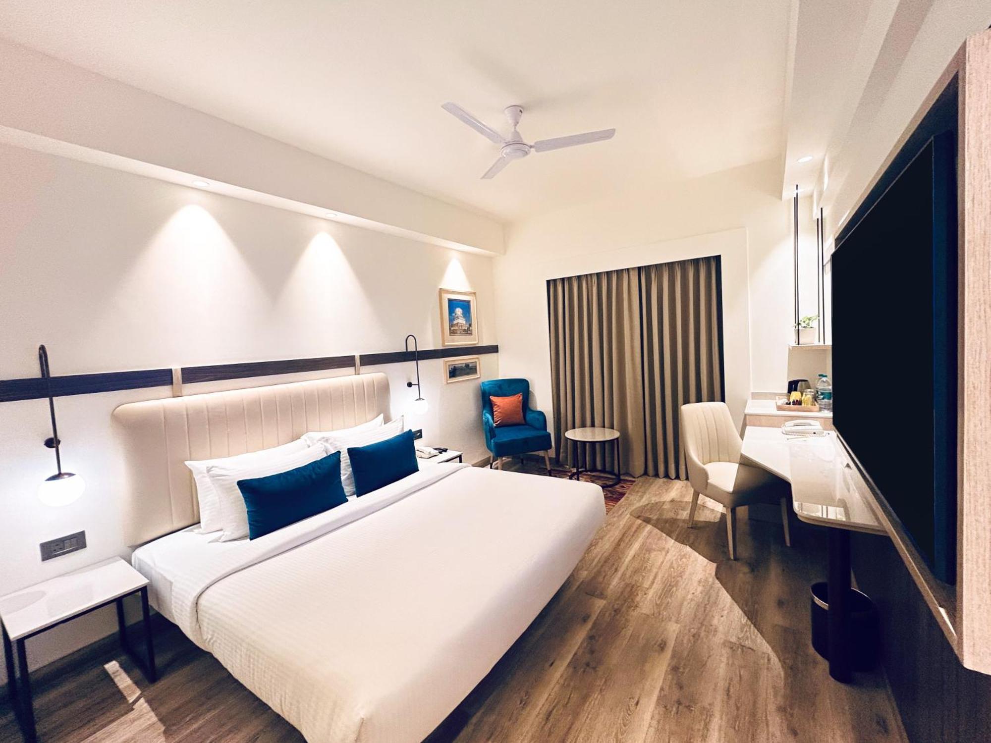 Lemon Tree Hotel, Gachibowli, Haïdarabad Extérieur photo