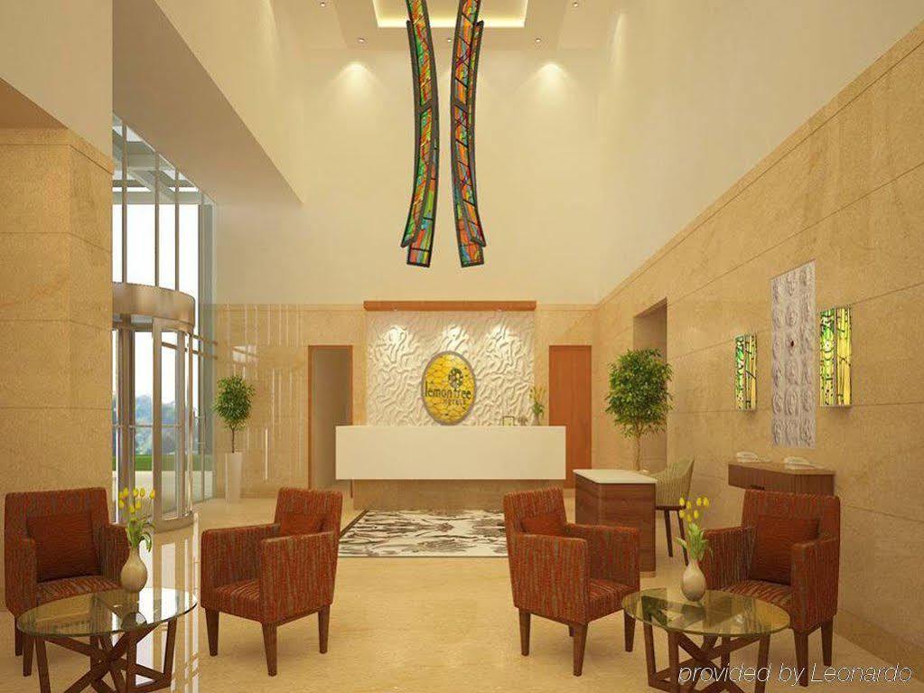 Lemon Tree Hotel, Gachibowli, Haïdarabad Extérieur photo
