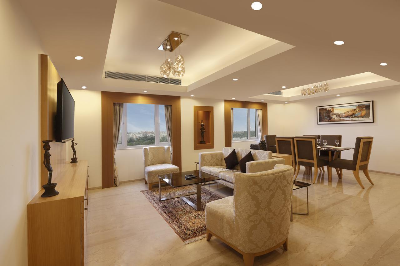 Lemon Tree Hotel, Gachibowli, Haïdarabad Extérieur photo