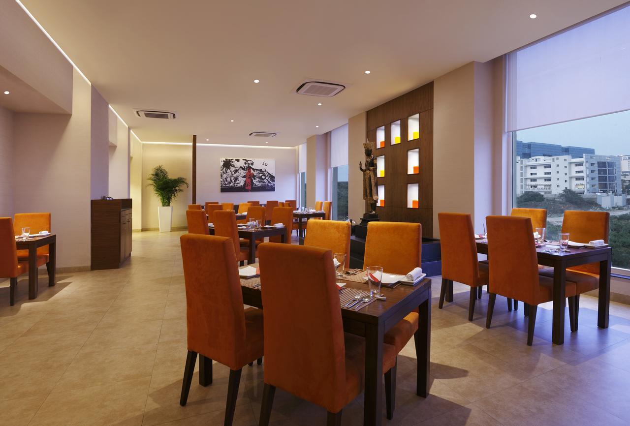 Lemon Tree Hotel, Gachibowli, Haïdarabad Extérieur photo